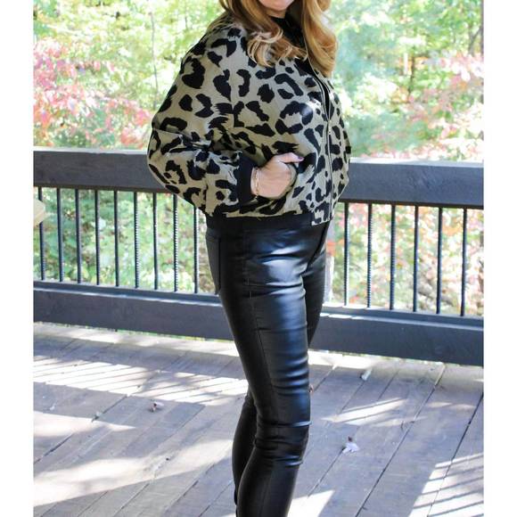 NEW MOLLY BRACKEN print jacket in khaki - Picture 4 of 5